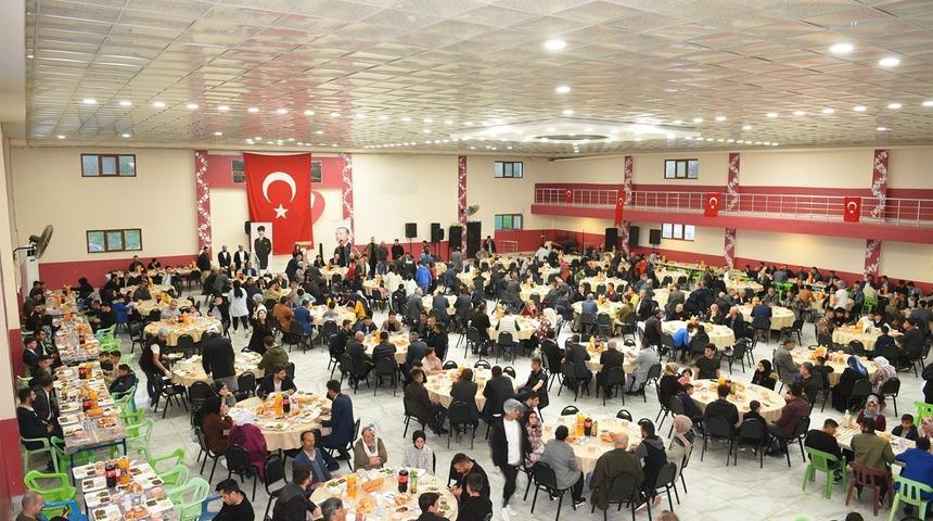 Sason’da bin kişi iftarda bir araya geldi