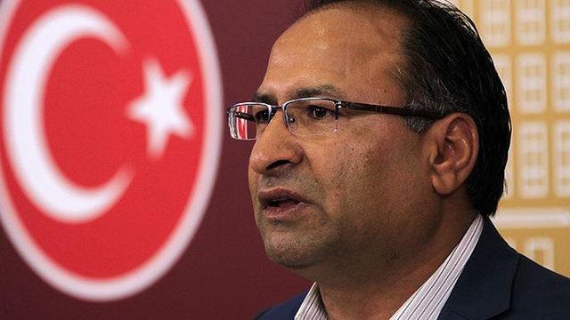 CHP İzmir Milletvekili Özcan Purçu istifa etti! Neden listeye koymadınız? diyerek sitem etti: Yüzde 1 bile oy alamayacak partilere...