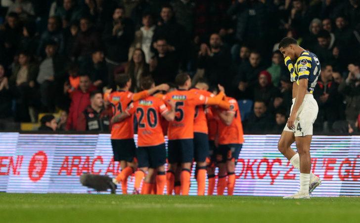 Başakşehir Fenerbahçe maçı sonrası Erman Toroğlu'ndan olay sözler! "Jesus kalacaksa, Arda Güler gitmeli" G3