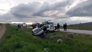 Amasya'da iki otomobilin çarpışması sonucu 4 kişi yaralandı