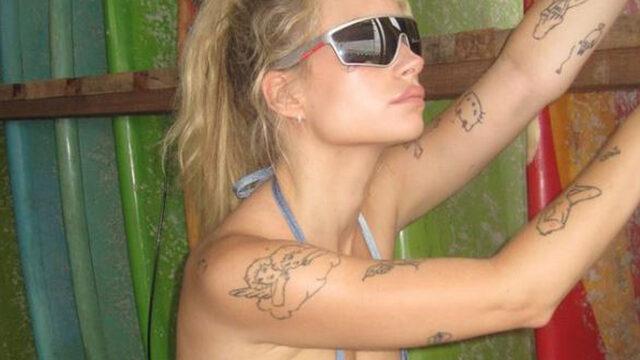 Göğüsler en iyisidir diyerek paylaşmıştı! Lottie Moss sütyen giymedi