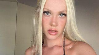 Serel Yereli bikinili pozuyla büyüledi! Göğüs dekoltesine beğeni yağdı