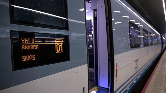 Ankara-Sivas Hızlı Tren Hattı 26 Nisan'da açılıyor: 12 saatlik süre 2 saate düşecek! Son hazırlıklar...