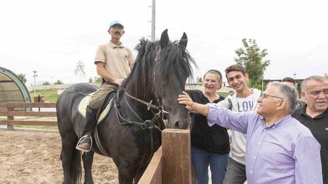 Büyükşehir’in hayvanat bahçesi bayramda iki gün ücretsiz