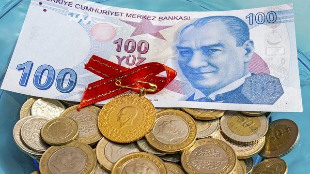Altın fiyatlarında 14.00 itibarıyla yeni dönem! Hem ons hem gram altın tahminini açıkladı