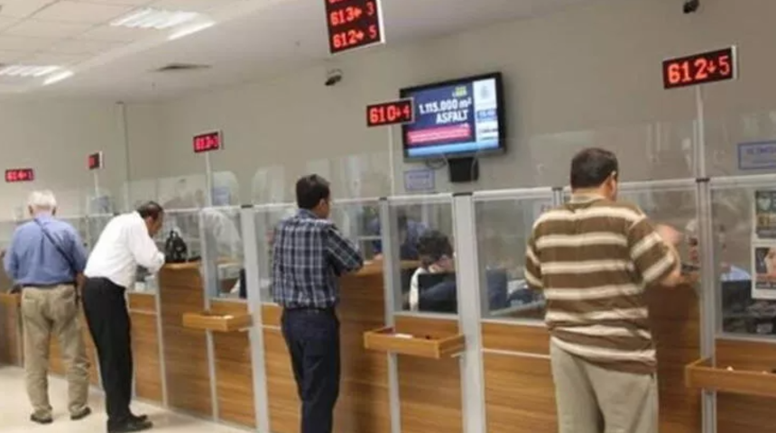 Bayramda bankalar açık mı, kapalı mı? 21 Nisan Cuma bayramın 1. günü bankalar çalışıyor mu, EFT ve havale yapılır mı?