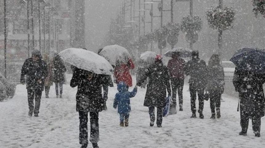 İstanbul'da hafta sonu hava durumu nasıl olacak? Kar ne zaman yağacak?