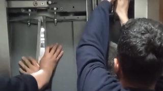 Bayramlaşmaya gittiler, hayatlarının şokunu yaşadılar! 10 kişilik ailenin başına öyle bir olay geldi ki... 