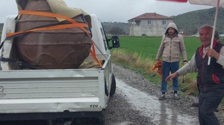 Tarla sürerken buldu! İçi boş ama... Hemen korumaya aldılar