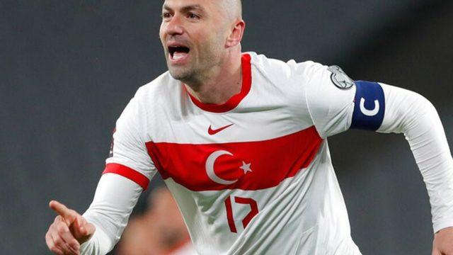 Burak Yılmaz'dan yıllar sonra gelen Fenerbahçe itirafı! Yumruk yumruğa kavga ettik
