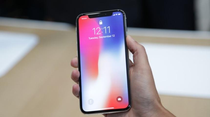 iPhone X sattık&ccedil;a Samsung kazanıyor