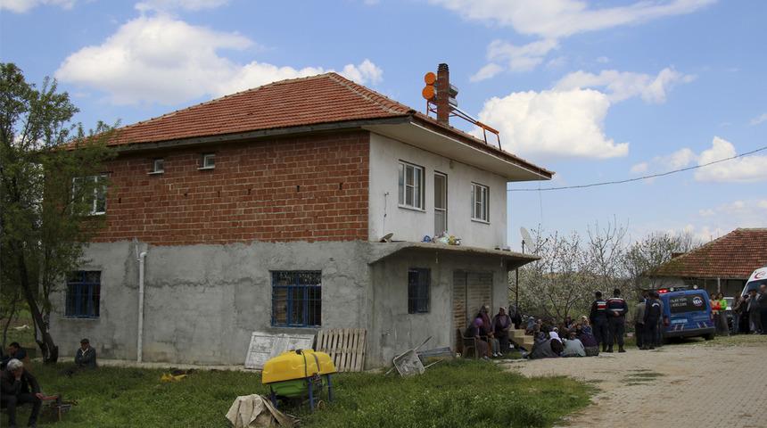 Dehşet evi: Karısını öldürüp intihar etti! Parkinson hastasıydı...