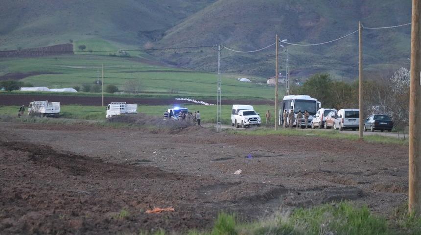 Elazığ'da arazi anlaşmazlığı nedeniyle çıkan kavgada 4 kişi yaralandı