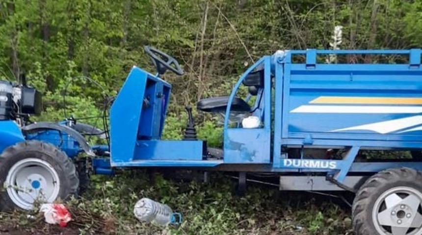 Düzce'de devrilen tarım aracındaki 7 kişi yaralandı