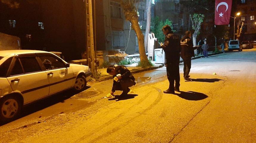 Çorum'da trafikte çıkan kavgada bir kişi silahla vurularak yaralandı