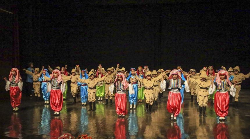 İzmir ve çevre illerde 23 Nisan Ulusal Egemenlik ve Çocuk Bayramı kutlandı