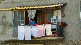 Ev hanımlarına sigorta prim desteği verilecek mi? Ev hanımları nasıl emekli olacak? Cumhurbaşkanı Erdoğan açıkladı: Primin 3'te biri ödenecek