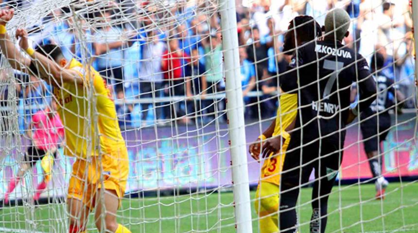 Süper Lig'de çılgın maç! 8 gol, 1 kırmızı kart ve kazanan Adana Demirspor!