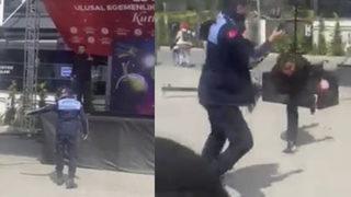 23 Nisan törenlerinde korkutan provokasyon! Elinde bıçağıyla çocukların olduğu sahneye atladı