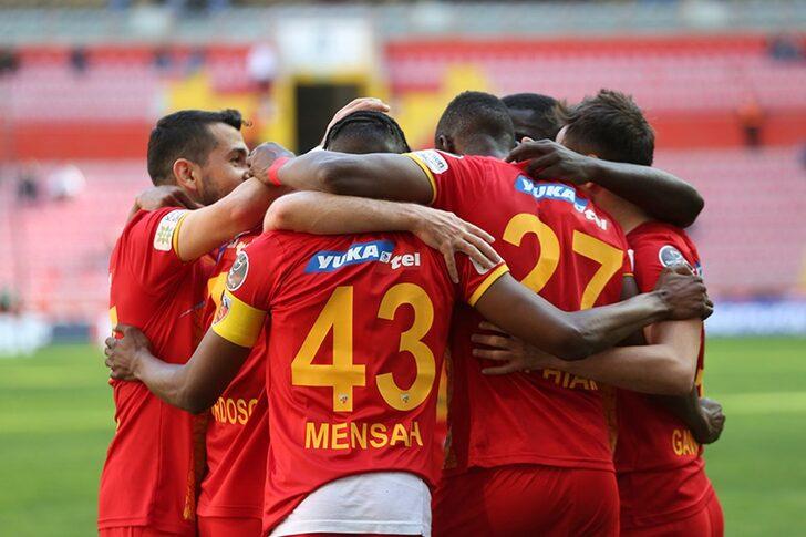 Beşiktaş Galatasaray derbisi sonrası şampiyonluk hesapları karıştı! İşte Süper Lig'de güncel puan durumu G3