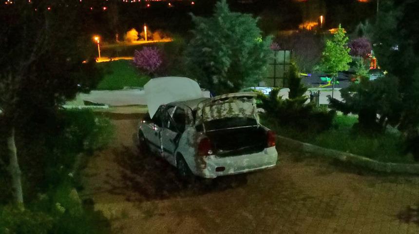 Çorum'da patlama meydana gelen otomobildeki 3 kişi yaralandı