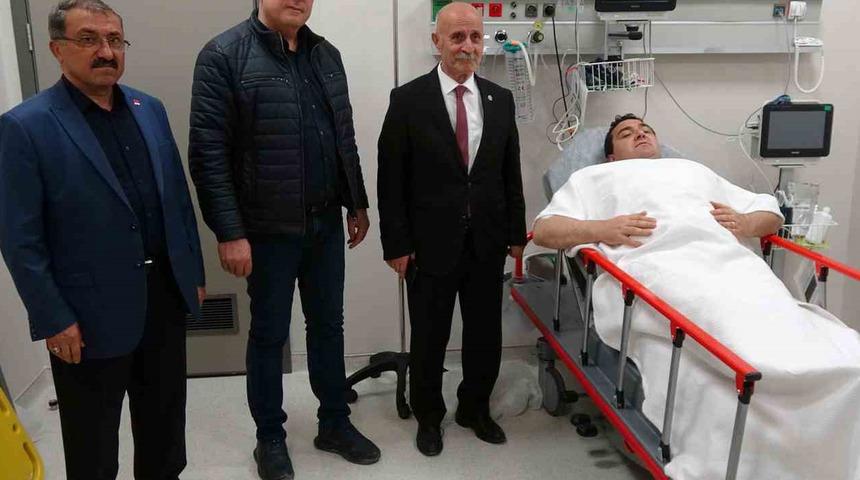 CHP Sivas Milletvekili Ulaş Karasu, trafik kazası geçirdi!
