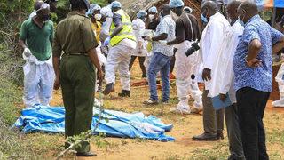 Kenya'da bir garip olay! Açlıktan ölürseniz Hz. İsa ile tanışacaksınız diye kandırılan 47 kişinin cansız bedenine ulaşıldı