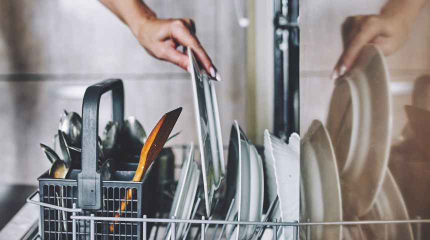 Bulaşık makinesine asla koymamanız gereken 6 mutfak eşyası