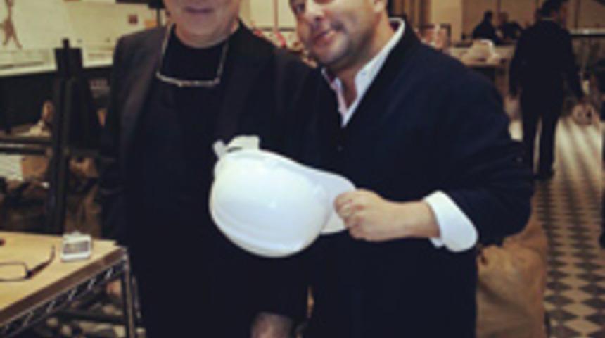 İzzet &Ccedil;apa'nın Yeni Bebeği "MAHALLE"