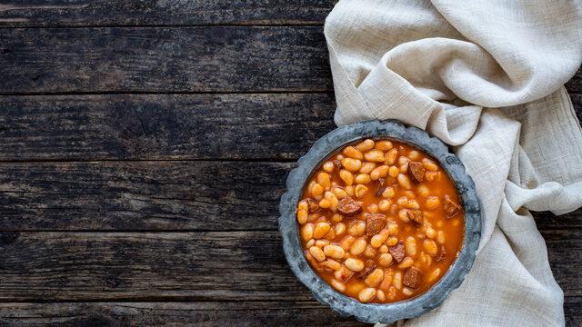 Kuru fasulyenin faydaları nelerdir, diyette kuru fasulye yenir mi? Kuru fasulyenin içinde hangi vitaminler var, sabah aç karnına kuru fasulye yutmak ne işe yarar?