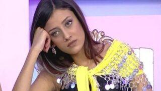 Solmaz Çiros pijamasıyla poz verdi! Zayıflamaya başlamışsın