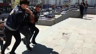 23 Nisan'da çocuklara şeker dağıtan polislere ateş açmıştı! Tutuklanan şahıs gazetecilere o sözleri sarf etti