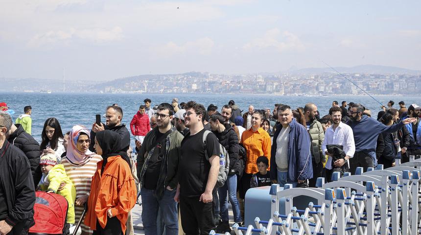 Uzun kuyruklar oluşmuştu! TCG Anadolu'yu 92 bin 317 kişi ziyaret etti