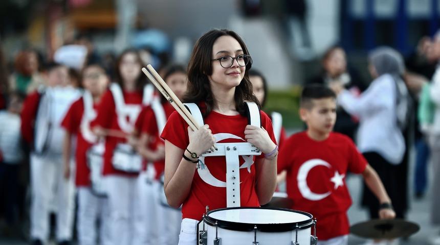 Düzce'de 23 Nisan coşkusu sürüyor