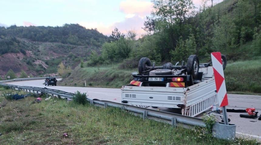 Tokat'taki trafik kazasında 1 kişi hayatını kaybetti, 2 kişi yaralandı
