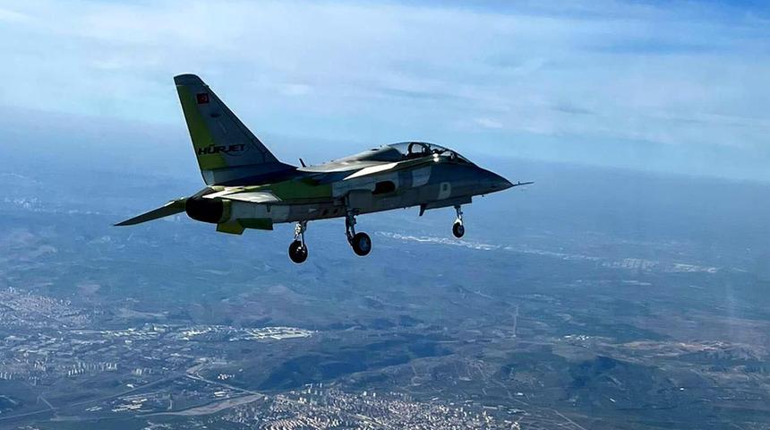 Hürjet ilk uçuşunu başarıyla gerçekleştirdi!