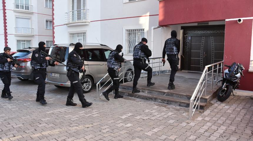 Nevşehir'de "Kökünü Kurutma Operasyonu"nda 31 şüpheli yakalandı