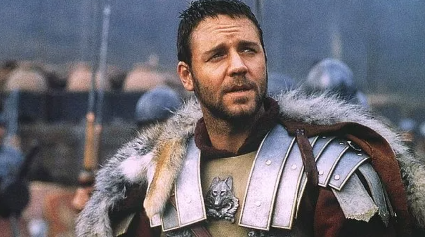 Russel Crowe’den yıllar sonra gelen Gladyatör itirafı! “Senaryo tam bir çöptü”