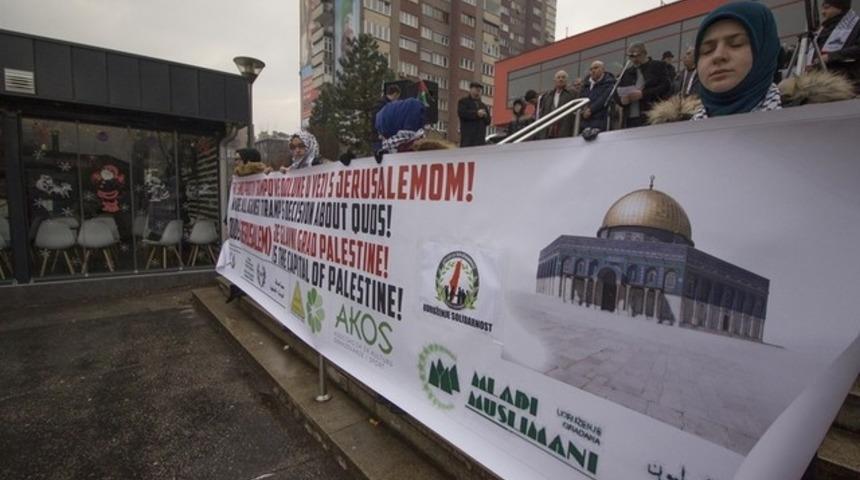 Kud&uuml;s kararı &ccedil;ok tartışılmıştı! Bosna Hersek'te dikkat &ccedil;eken kareler