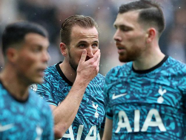 Tottenhamlı futbolcular, Newcastle United deplasmanındaki taraftarların bilet ücretini geri ödeyecek