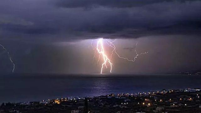 İstanbul'da yaşayanlar dikkat! Meteoroloji'den oraj uyarısı! İşte 26 Nisan 2023 İstanbul, Ankara, İzmir ve il il hava durumu...