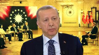 Erdoğan rahatsızlandı, canlı yayına kısa süreliğine ara verildi! Liderlerden peş peşe geçmiş olsun mesajları geldi