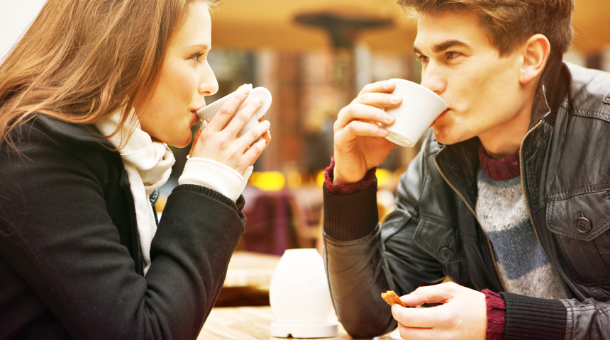 Aşık etme garantili taktiğini paylaştı! Flört tüyosu milyonlarca kişi tarafından izlendi