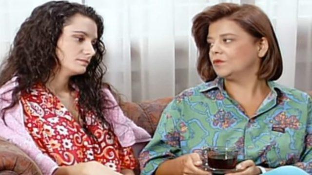 Bizimkiler dizisinin Nazan'ıydı! Ayşe Kökçü son haliyle görenleri şaşırtıyor! Yıllar bir şey götürmemiş güzelliğinden