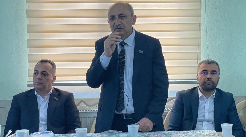 Azerbaycan'dan Van'a gelen heyet Edremit'te vatandaşlarla buluştu