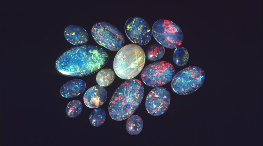 Opal taşı faydaları nelerdir, gerçek opal taşı nasıl anlaşılır? Opal taşı özellikleri nelerdir, ne işe yarar?	