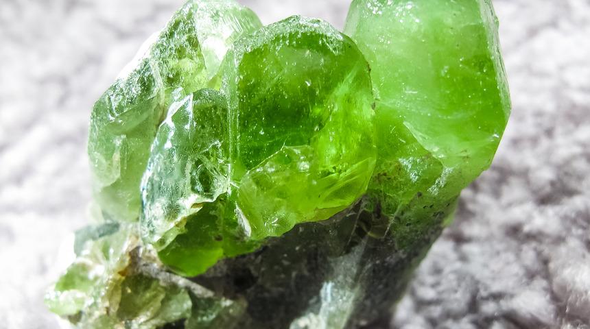 Zebercet taşı faydaları nelerdir, gerçek zebercet taşı nasıl anlaşılır? Zebercet taşı özellikleri nelerdir, ne işe yarar?	