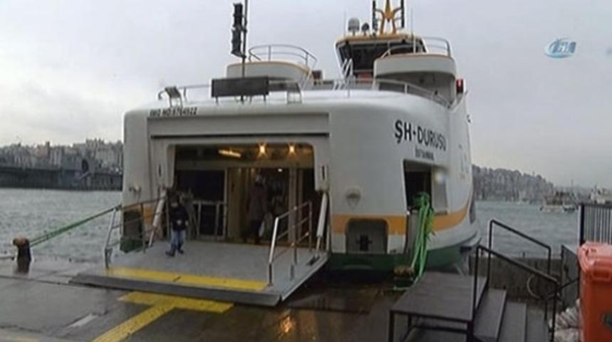 Üsküdar vapurunda can pazarı