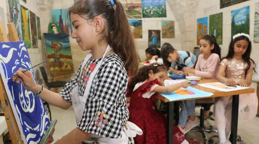Şanlıurfa’da renkler sanatla buluştu