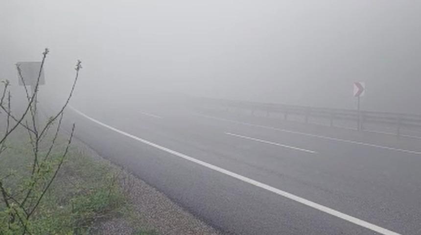 O il sis altında kaldı! Göz gözü görmedi... 5 metreye kadar düştü